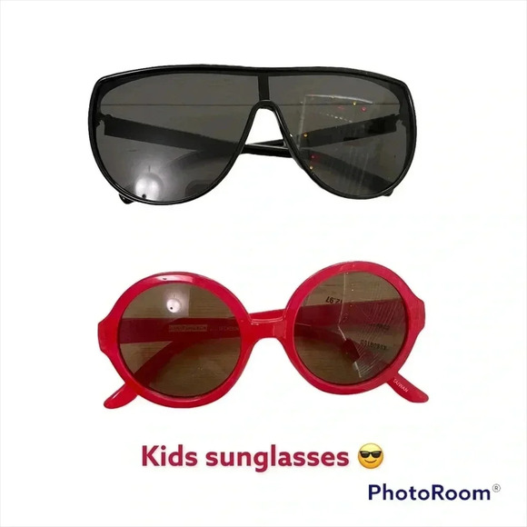 Bundle of 2 Sunglasses - Picture 1 of 8
